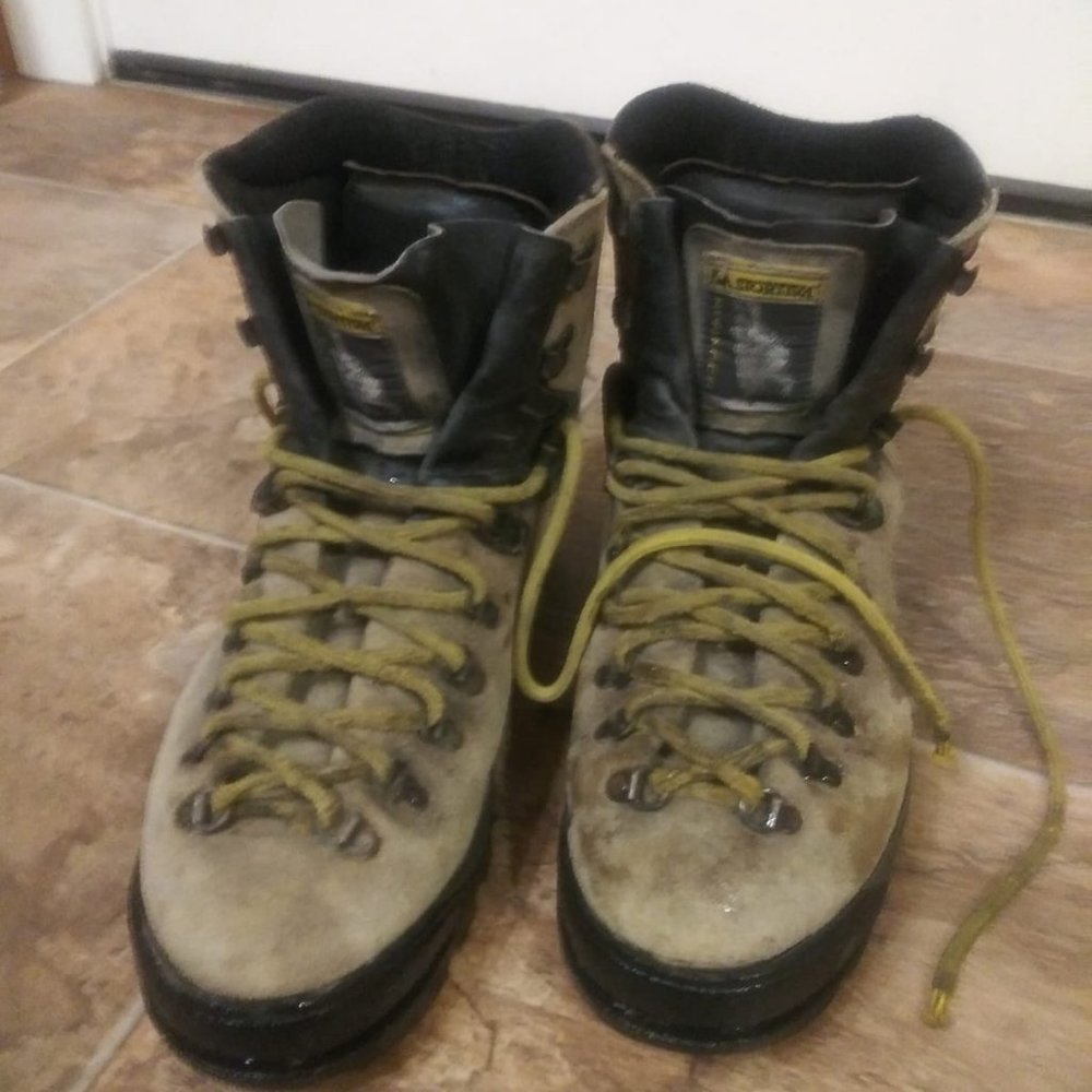 La Sportiva Makalu Mountaineering Boots
